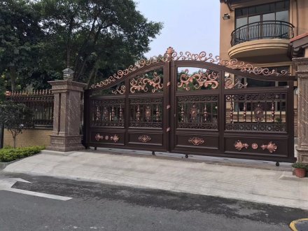 <b>鋁藝大門的價格成本區別在哪</b>