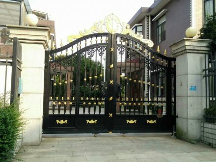 鷹潭農(nóng)村庭院鋁合金護(hù)欄價錢-安誠護(hù)欄廠家