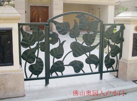 鐵藝大門規(guī)格T18庭院門