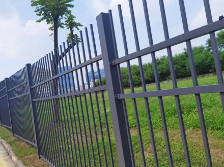  荊州鋁合金護欄圍墻廠-百度推薦